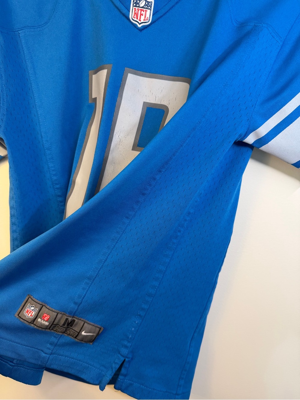Detroit Lions Jared Goff #16 Nike Youth M 10/12 NFL Football Jersey Blue - Picture 13 of 16